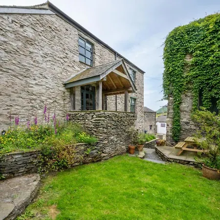2 Bed In Whicham Oc-gl096 Casa vacanze